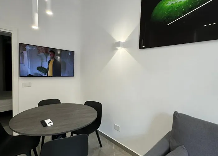 Matera\'S Home Napoli Apartments